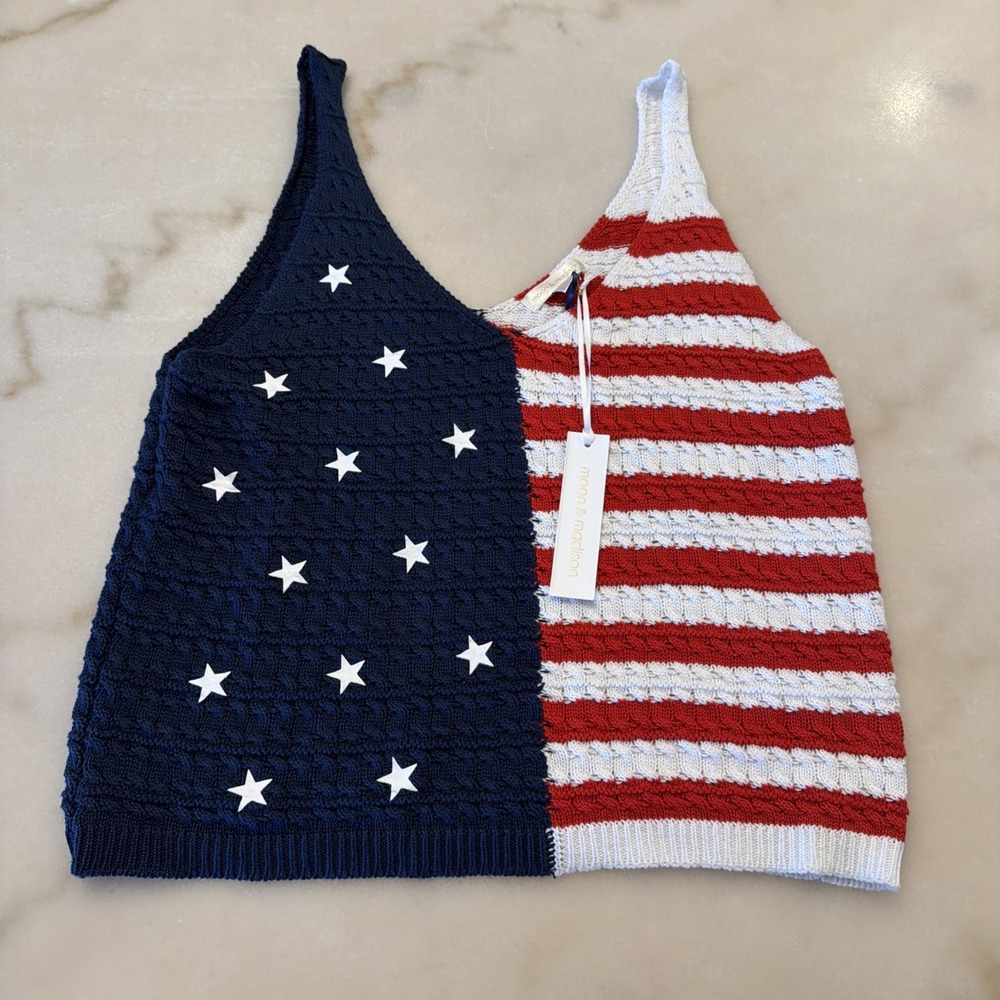 NWT Moon & Madison American Flag Knit Cropped Sweater Tank Red White Blue Size L